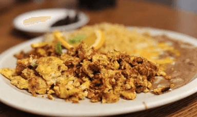 Huevos con Chorizo