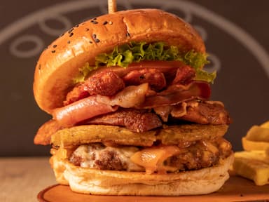 Hamburguesa Típica Zurruna *