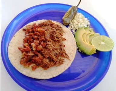 Combo 4 Tacos Combinado + Agua de Litro