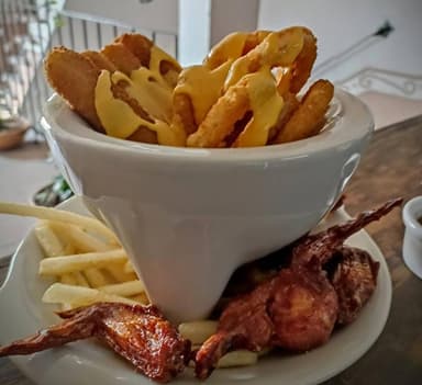 Orden de Papas Clásicas con Queso