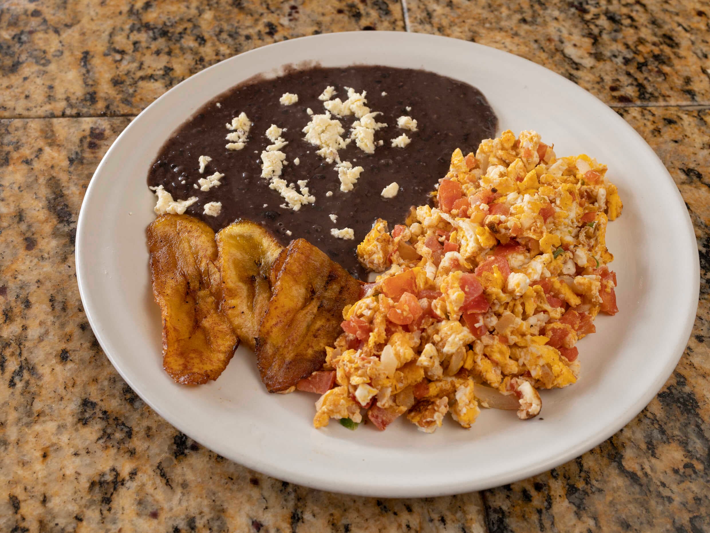 Huevos a la Mexicana