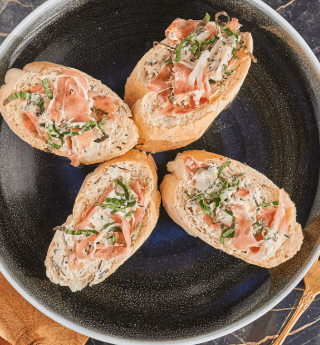 Bruschetta Di Prosciutto