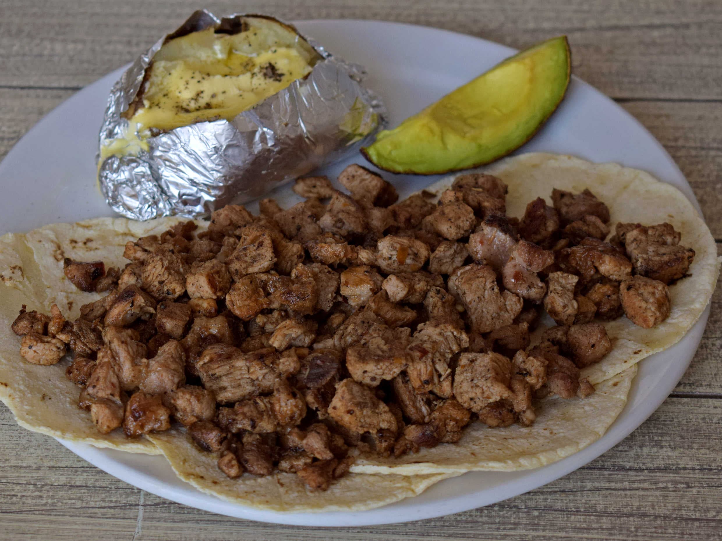 Orden de Tacos de Adobada