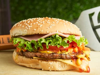2 Hamburguesas Clásicas + 1 Hot Dog Hawai