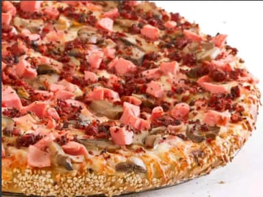 Pizza Familiar Especialidad Cardíaca 38 cm