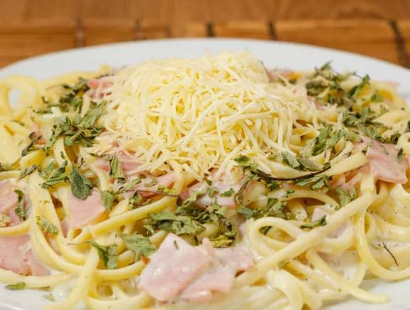 Fetuccini a Lo Alfredo