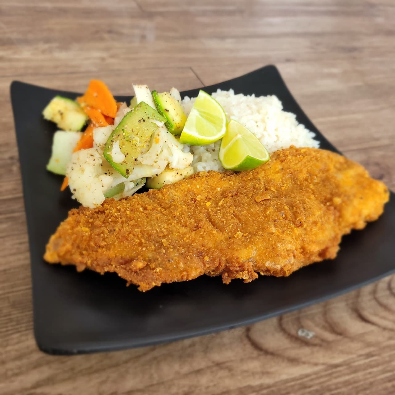 Milanesa de pechuga empanizada