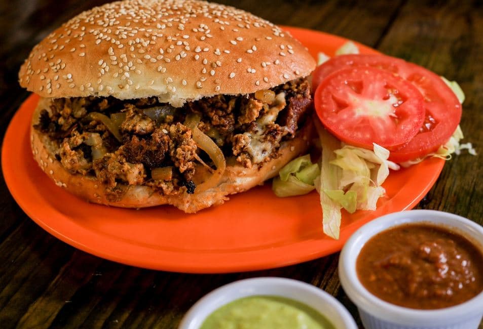 Torta de Huevo con Chorizo