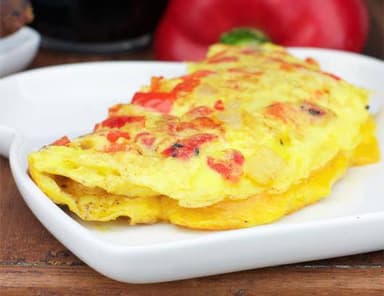 Omelette Verduras o Jamón y Café