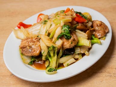 Pollo con Verduras en Trozos