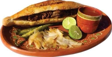 COMBO 2LONCHES de Birria + 1Agua Fresca+2consome