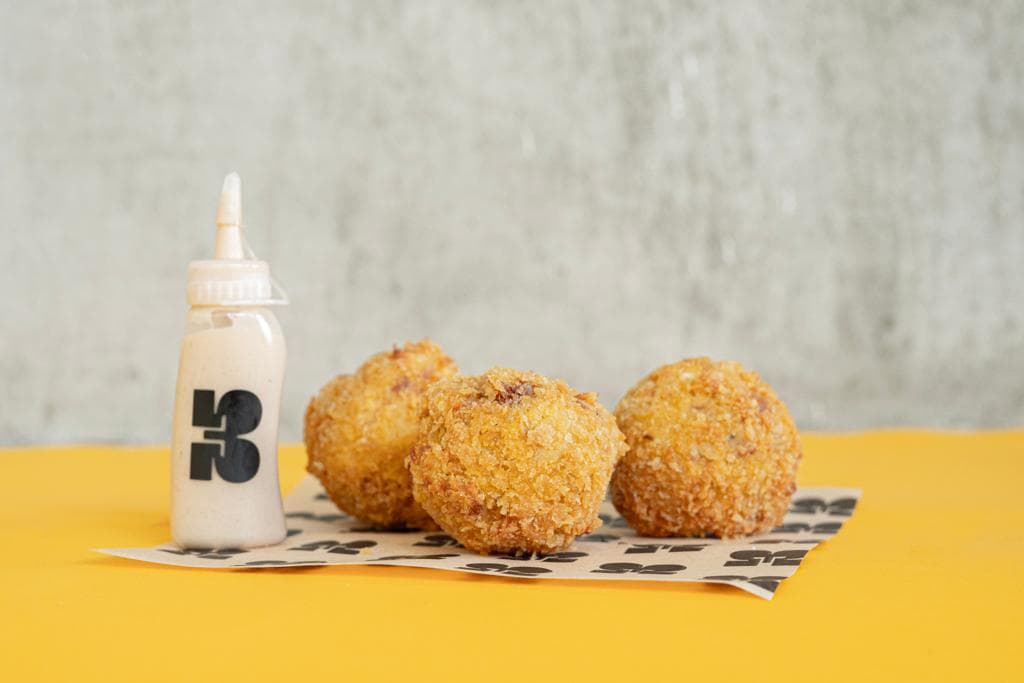 Bites de Mac and Cheese