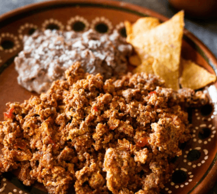 Huevos con Chorizo