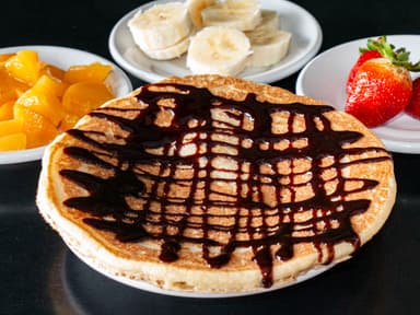 Hot Cakes con Frutas