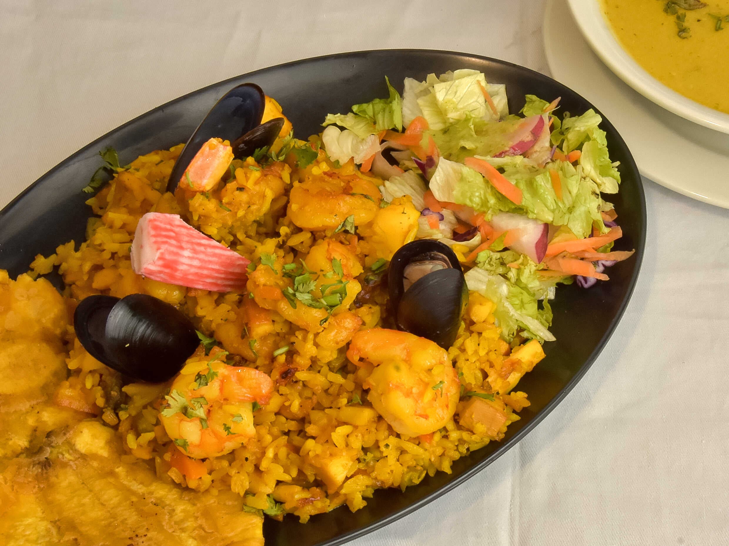 2 Arroz a la Marinera + Consomé