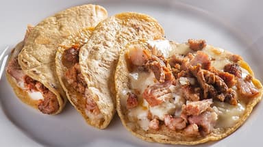 Quesadilla con Adobada