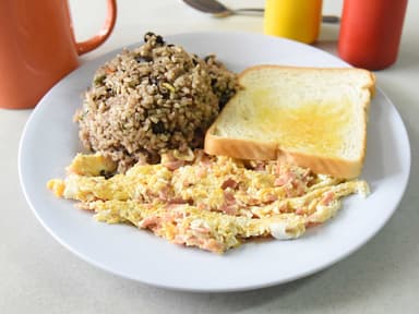 Combo 5-Desayuno+Bebida
