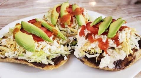 Tostada de Pollo