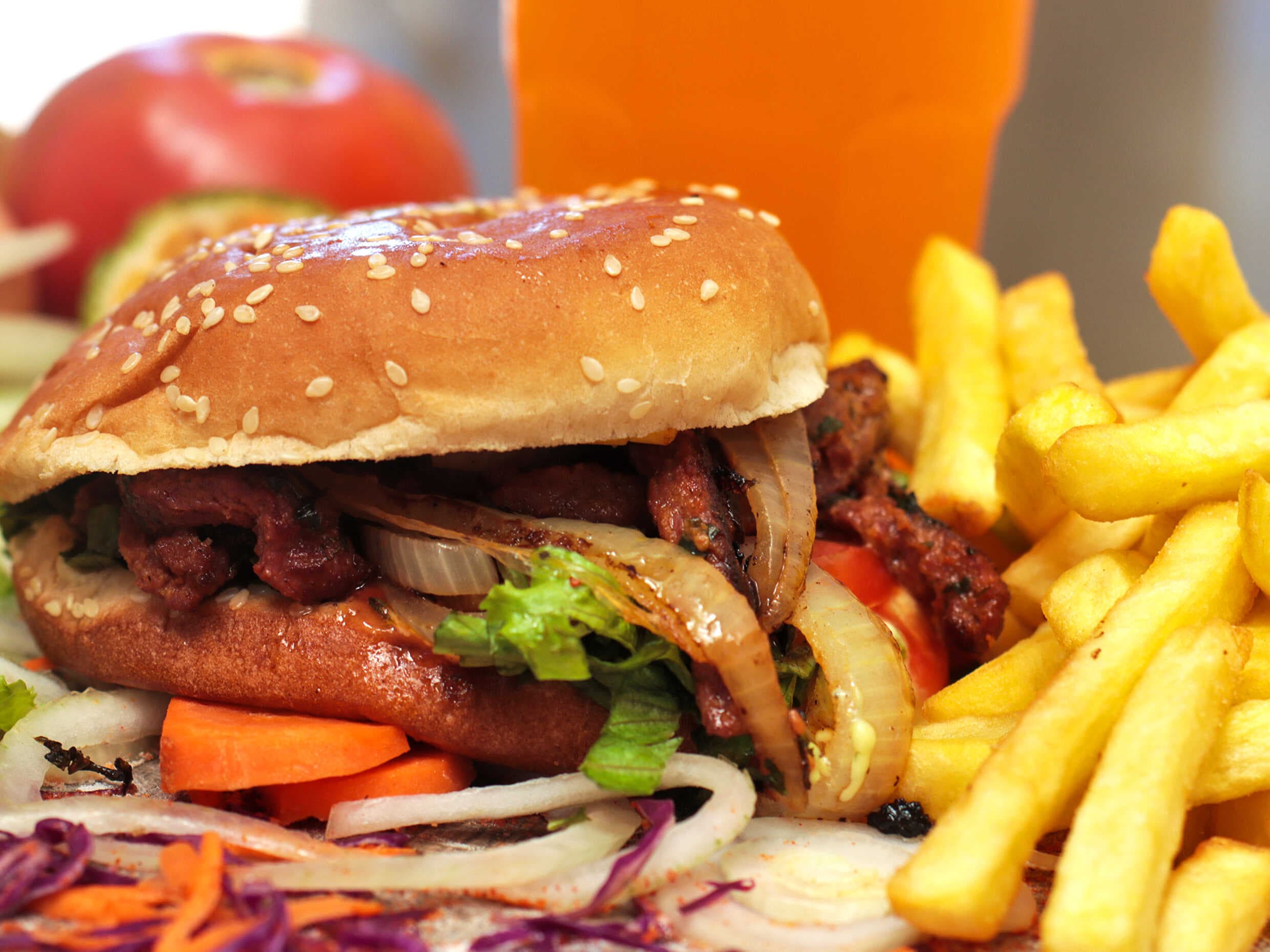 Combo Hamburguesa de Lomo 🍔🥤🍟
