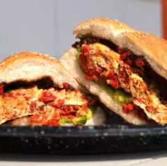 Chorizo con Huevo