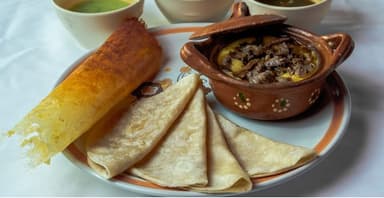 Queso Fundido Con Champiñon Y Pimiento