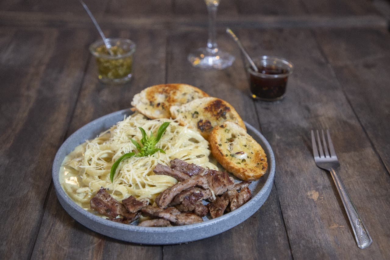 Pasta Alfredo