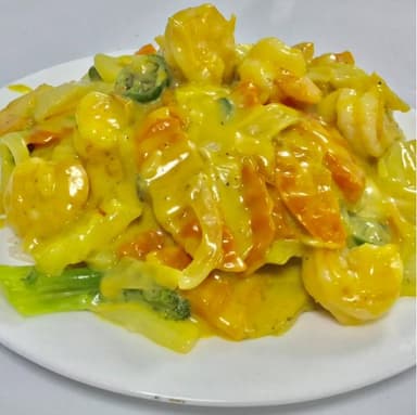 Camarones en Salsa Curry Picante