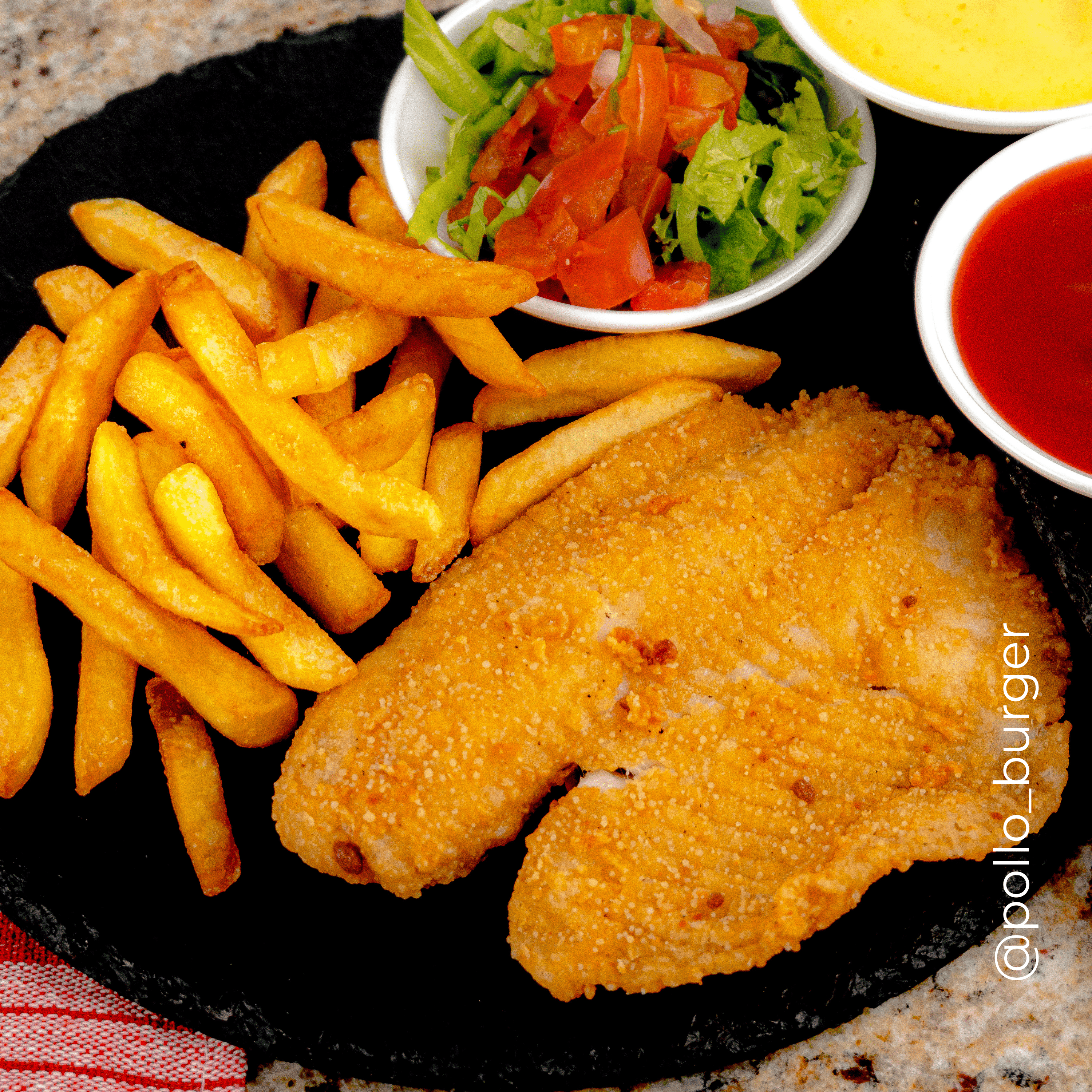 Filete Pescado + Ensalada + Papas