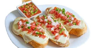 Molletes con Cochinita