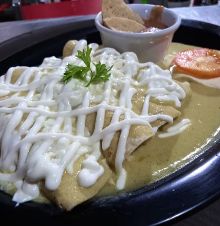 Enchiladas Suizas
