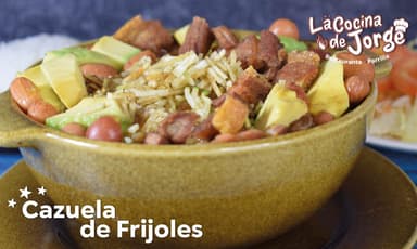 Cazuela Antioqueña mas Jugo del Día o Mazamorra