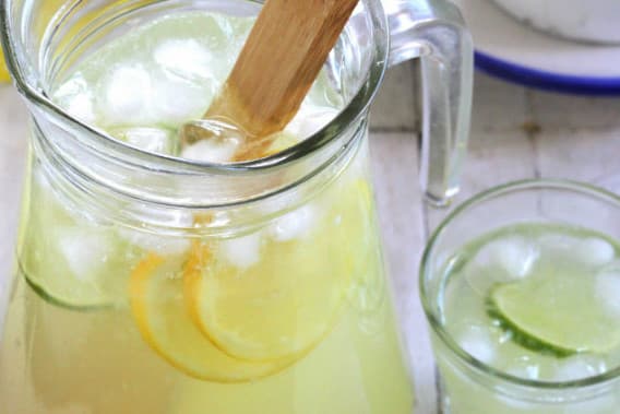 Agua de Limón con Chía