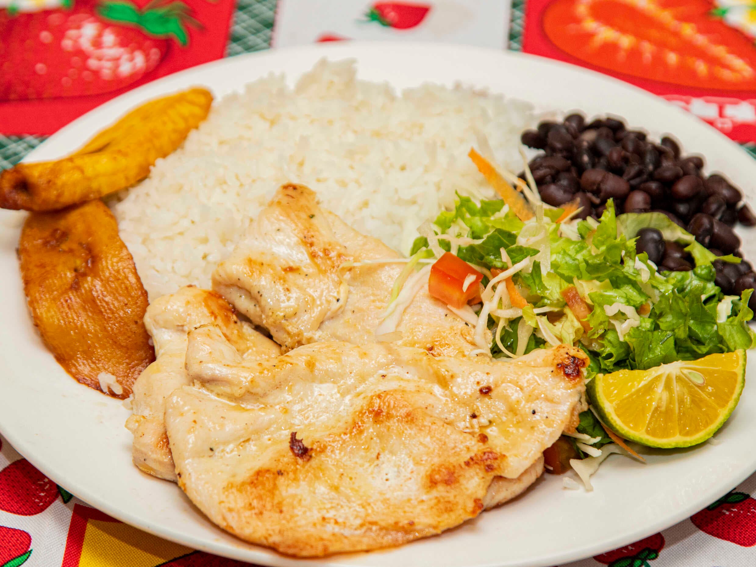 Casado Pollo a la Plancha + Refresco
