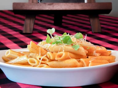 COMBO#2 personalchicharron+porcionpasta+bebida.dia
