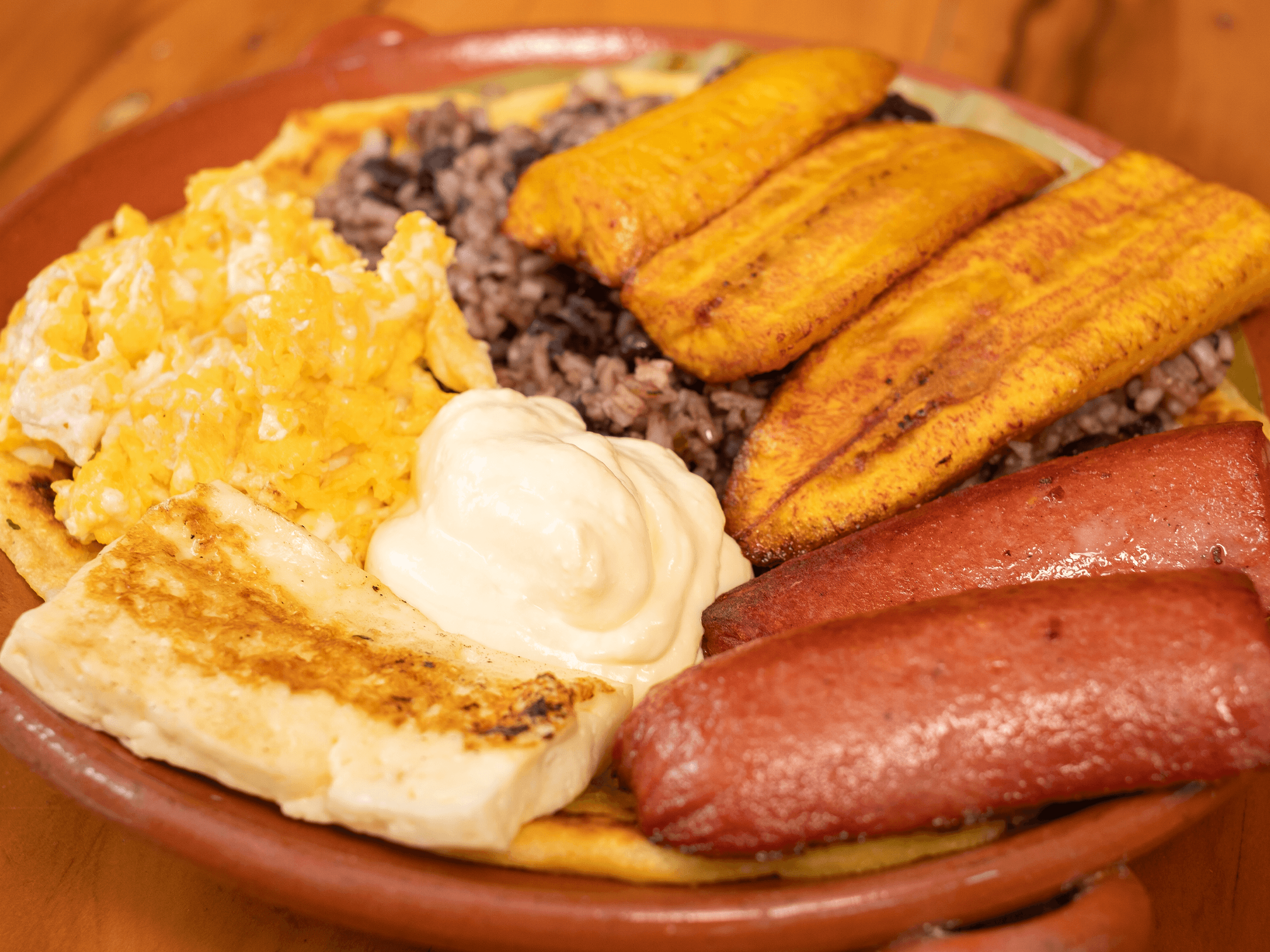 Pintortilla con Salchichón