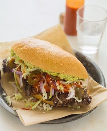 Torta del Chavo con Bistec