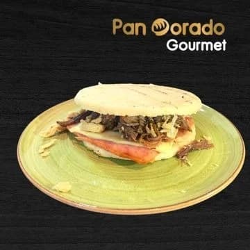 Arepa Ropa Vieja