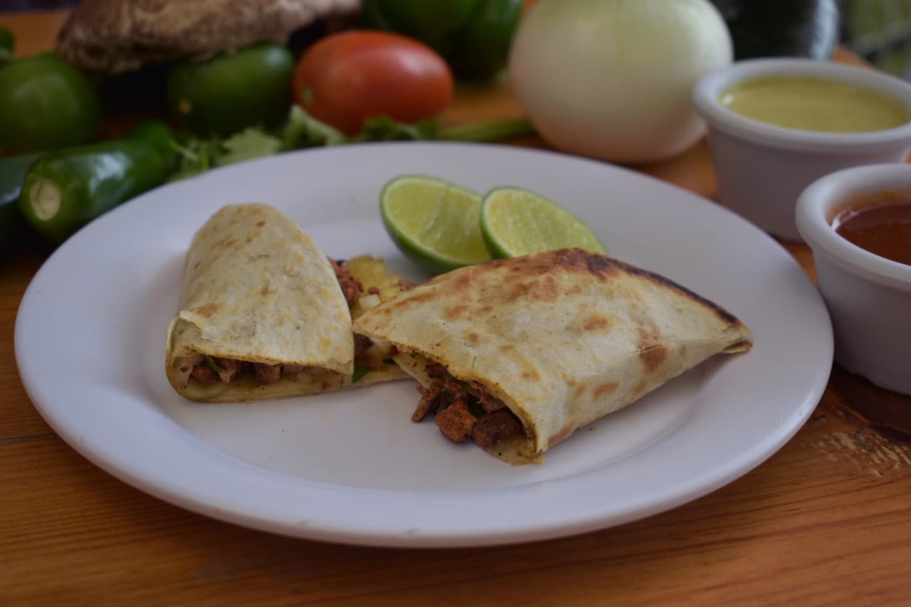 Quesadilla de Longaniza Chica
