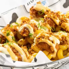 Boneless Mac and Fries