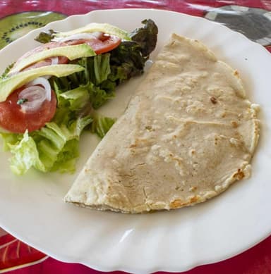 Quesadilla con Guisado