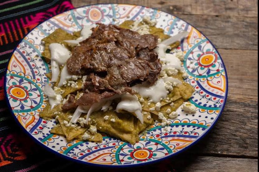 Chilaquiles con Bistec