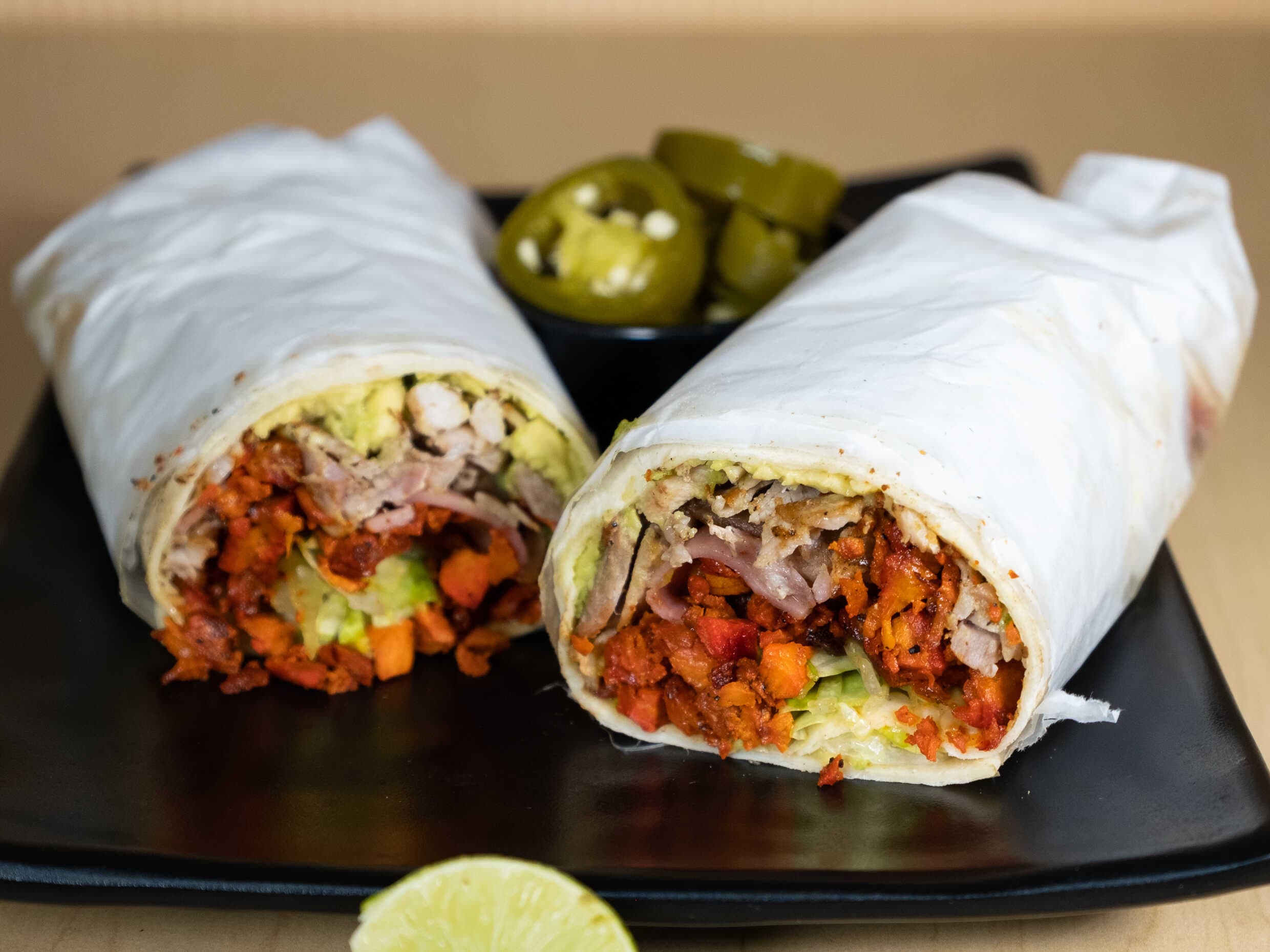 Combo 4 (Dos Burritos y un Refresco)