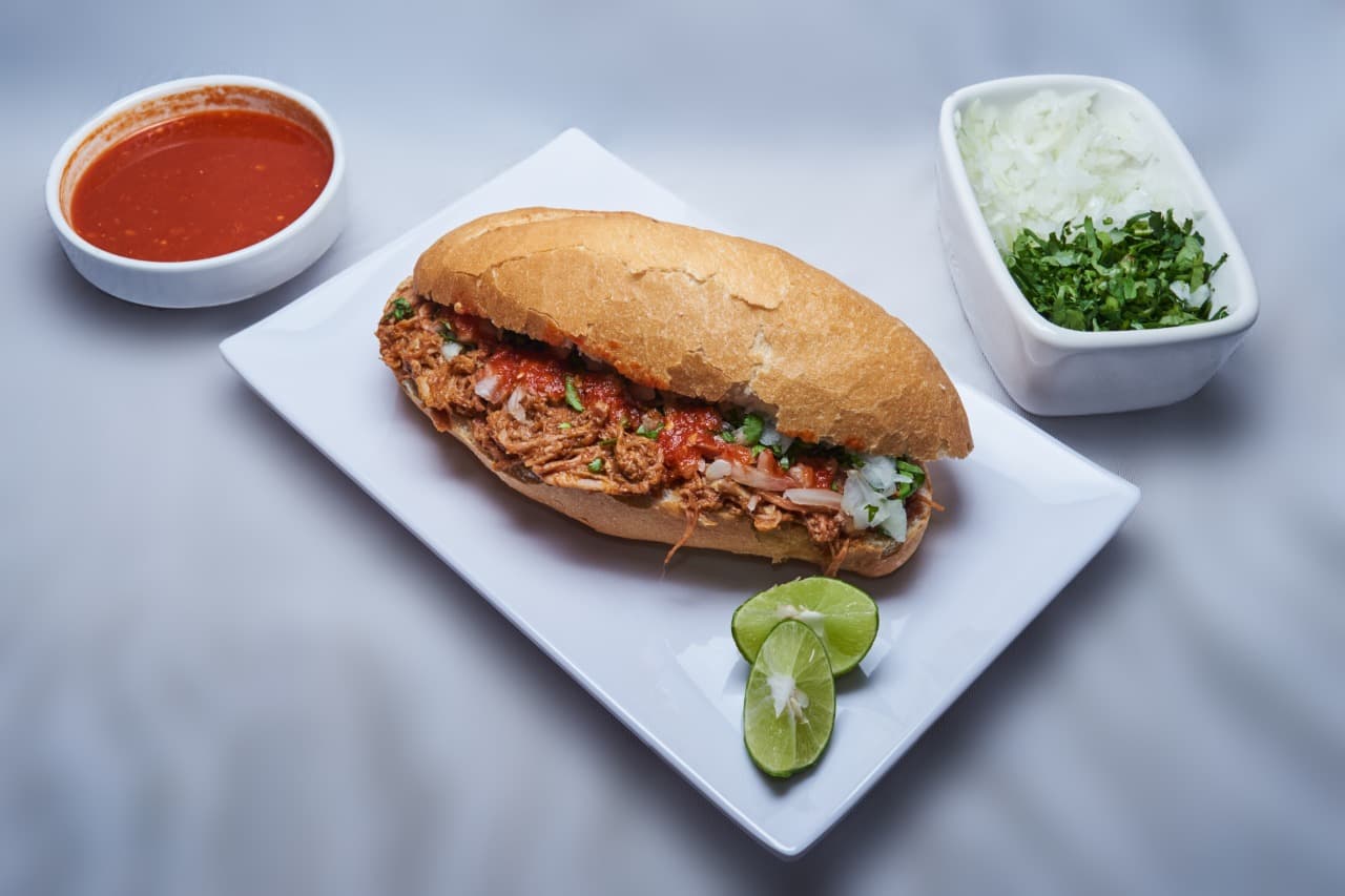 Torta de Birria (Promo)