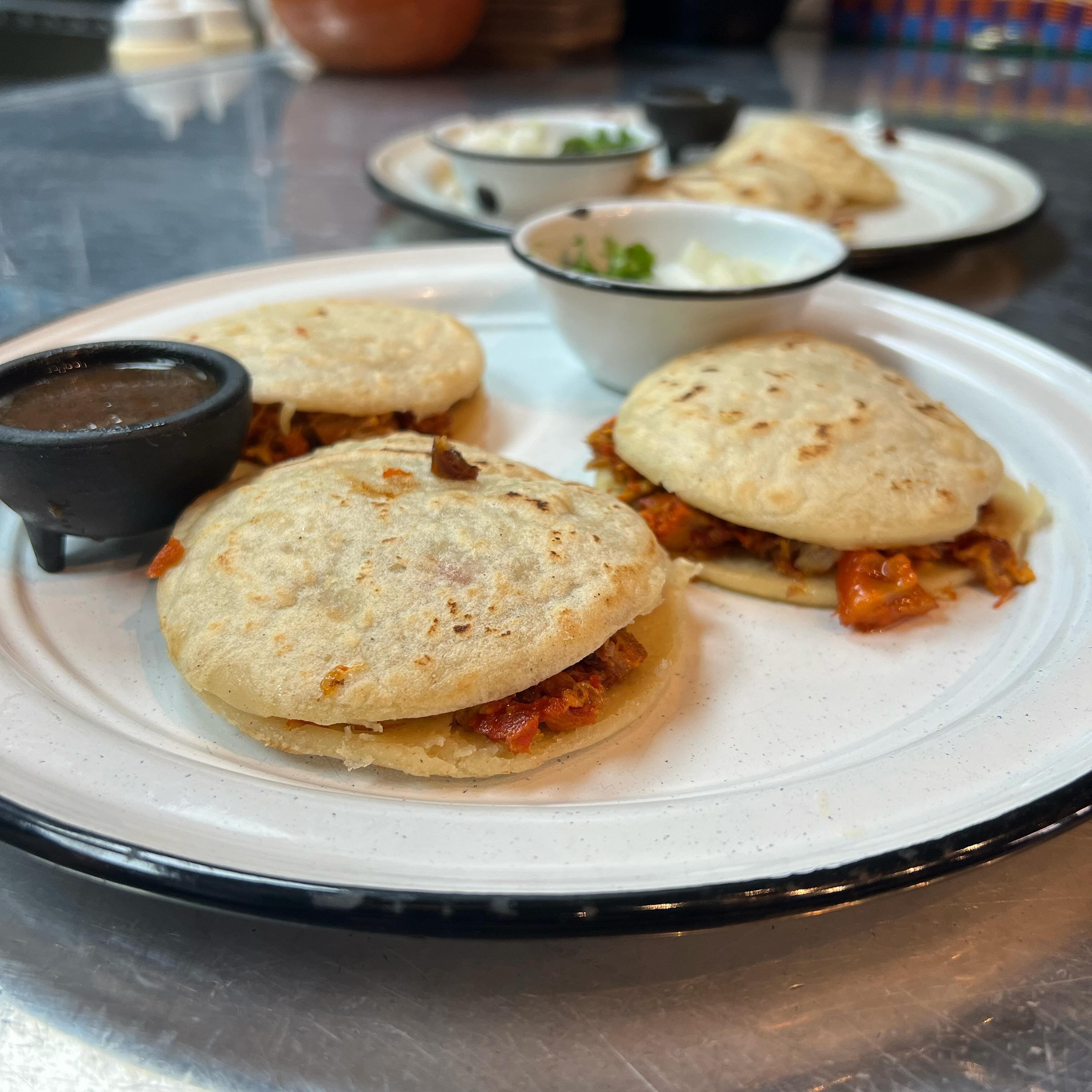 Gordita de Chicharrón
