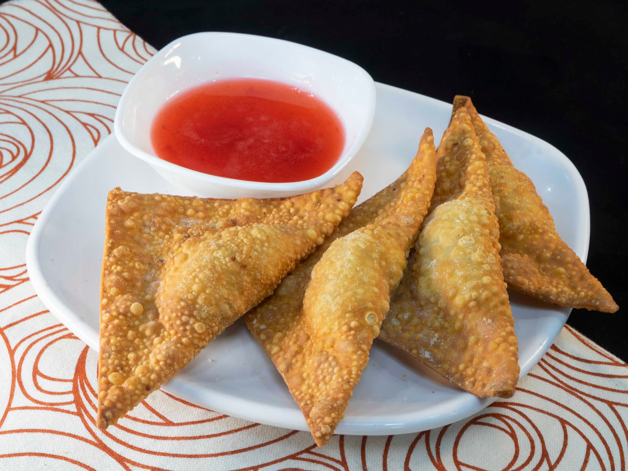 4 Wantan Fritos con salsa Agridulce