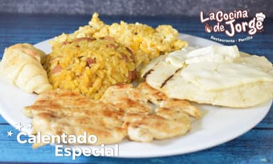 Desayuno Especial mas Bebida a Elección