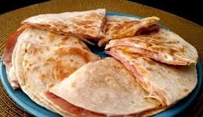 Orden de  Quesadilla con Jamon(2)