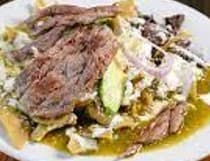 Chilaquiles con Arrachera
