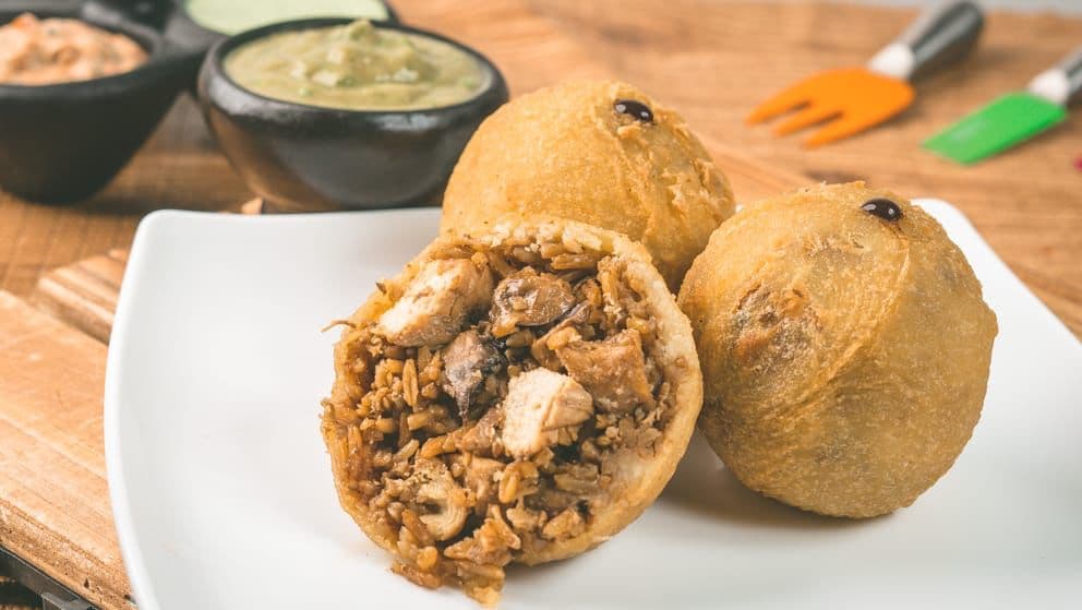 Papa Rellena de Pollo con Champiñones