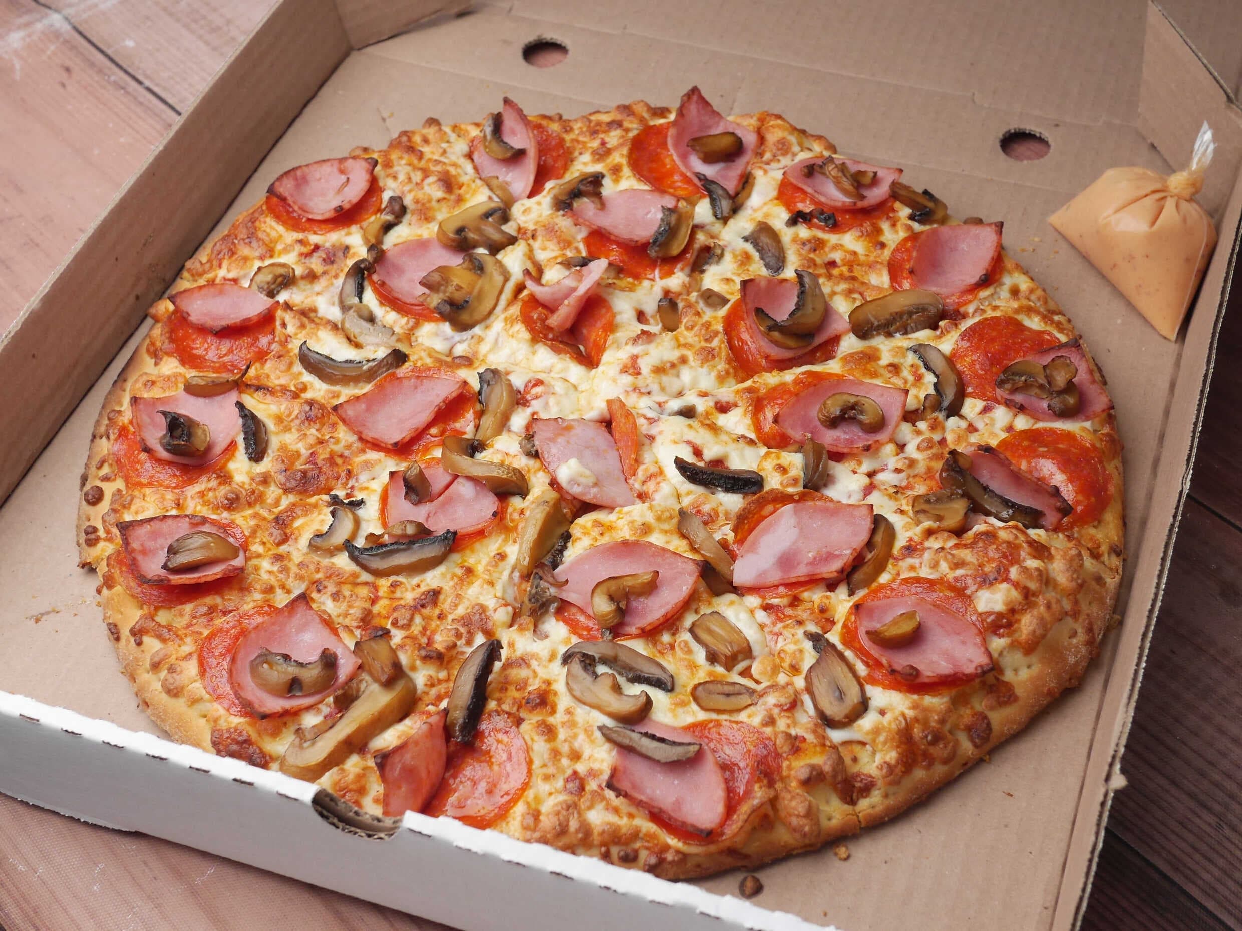 Pizza Americana